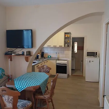Daire Porkolab Apartmanhaz