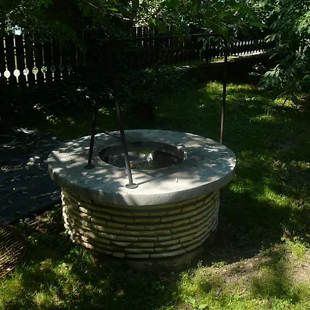 Porkolab Apartmanhaz شقة