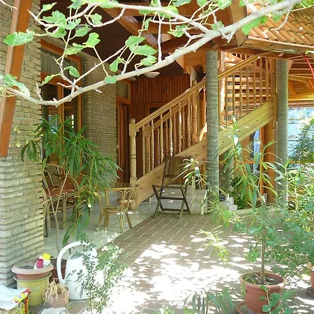 Porkolab Apartmanhaz 公寓 根尼斯迪亚斯