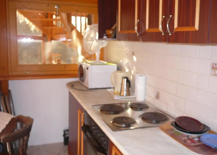 Porkolab Apartmanhaz * Gyenesdiás